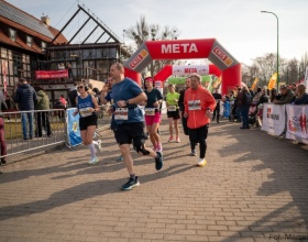 Polmaraton-Pruszcz-98