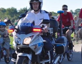 d859589090