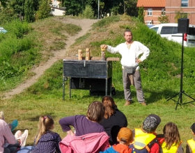 photo5850177423944038760