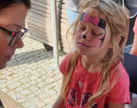 photo5850177423944038852