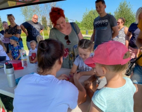 10c131b7-8a4f-4ea8-b5aa-c7a6d34fcd04